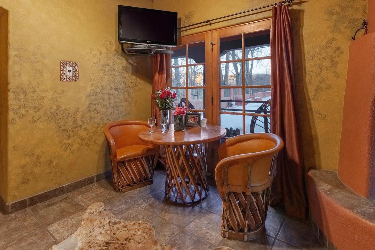 Adobe And Pines Inn Bed And Breakfast Ranchos de Taos Экстерьер фото